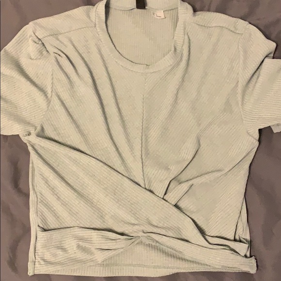 Cropped shirt - Picture 1 of 1